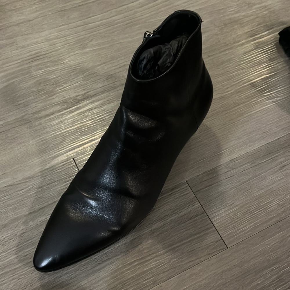 Saint Laurent (YSL) Chelsea Boots (Black) - Picture 7 of 9